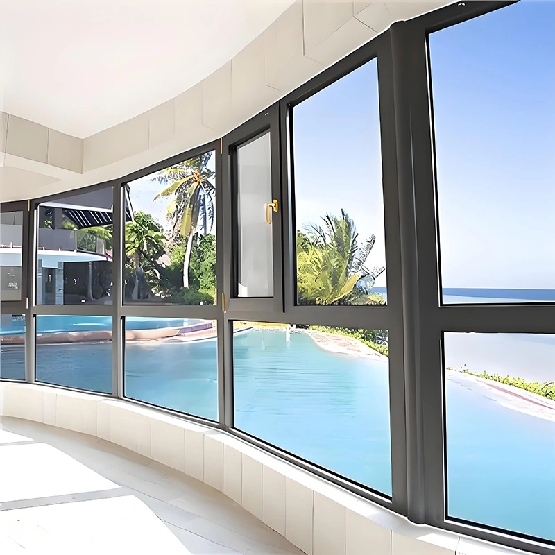 Alumiiniumisulamist sissepoole avanevad aknad