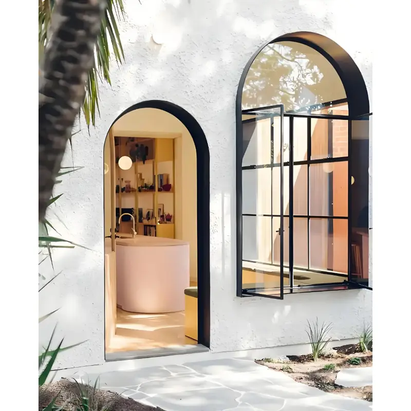 Alumiiniumisulamist kujuga aknad