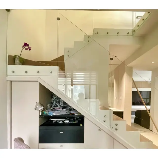 Puuritud klaas piirete jaoks